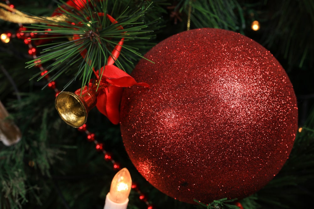 Decorating a Plain Christmas Wreath: Top Tips and Ideas